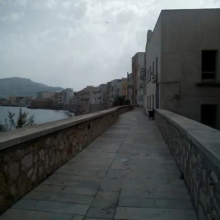 Tra Mare E Storia Apartment